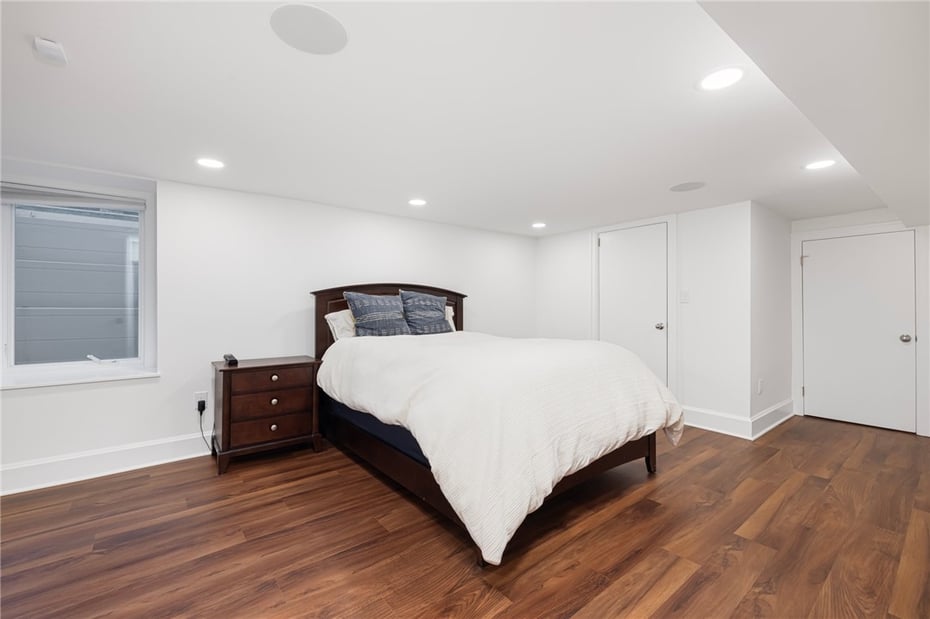 470 Blackstone Boulevard Photo 40