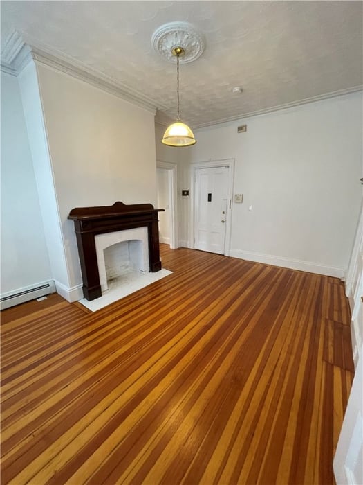 339 Thayer Street Photo 11
