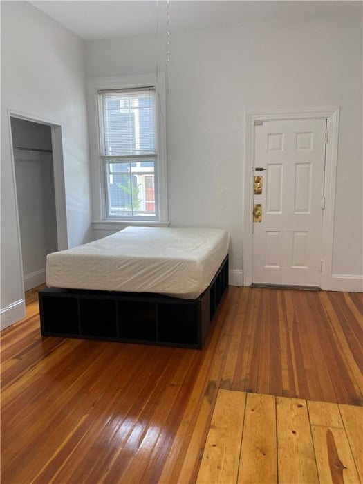 339 Thayer Street Photo 8