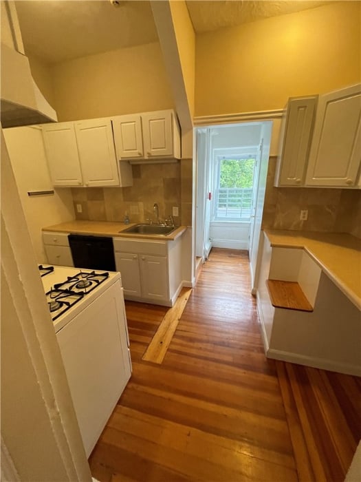 339 Thayer Street Photo 17