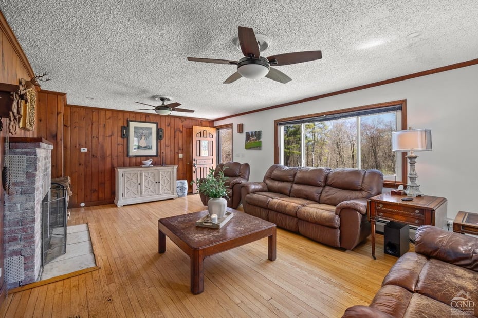 84 Hill Road Photo 7