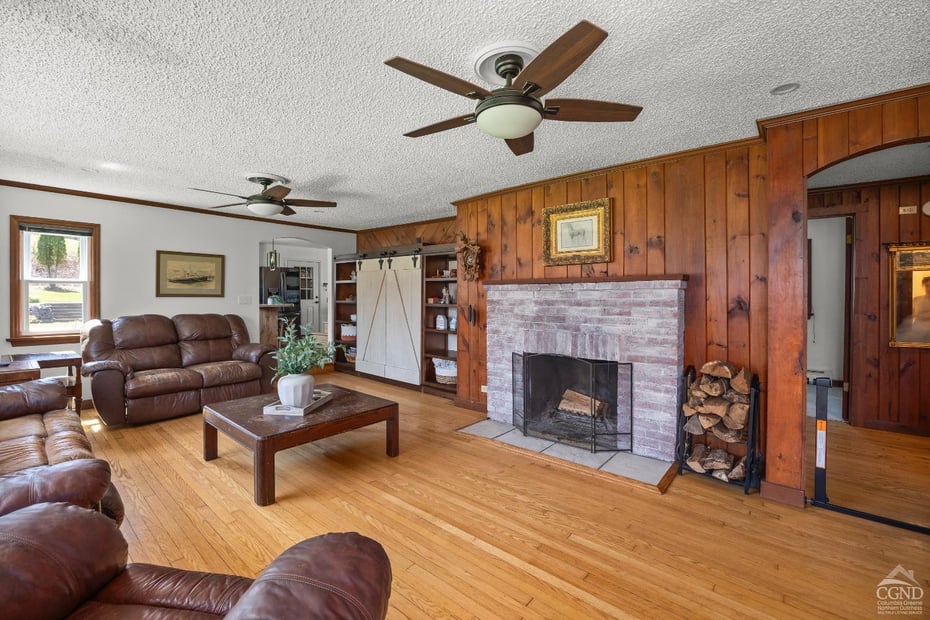 84 Hill Road Photo 6