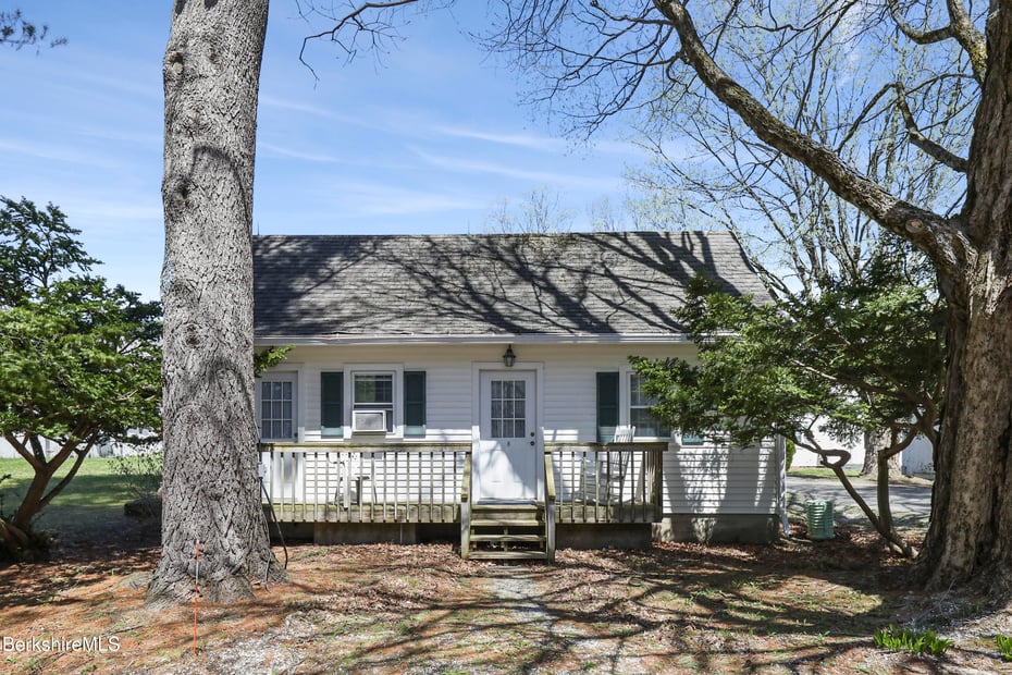 802 State Rd Photo 26