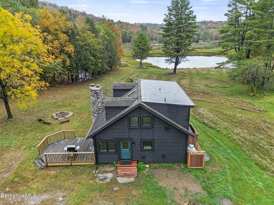 327 Chester Rd Photo 5