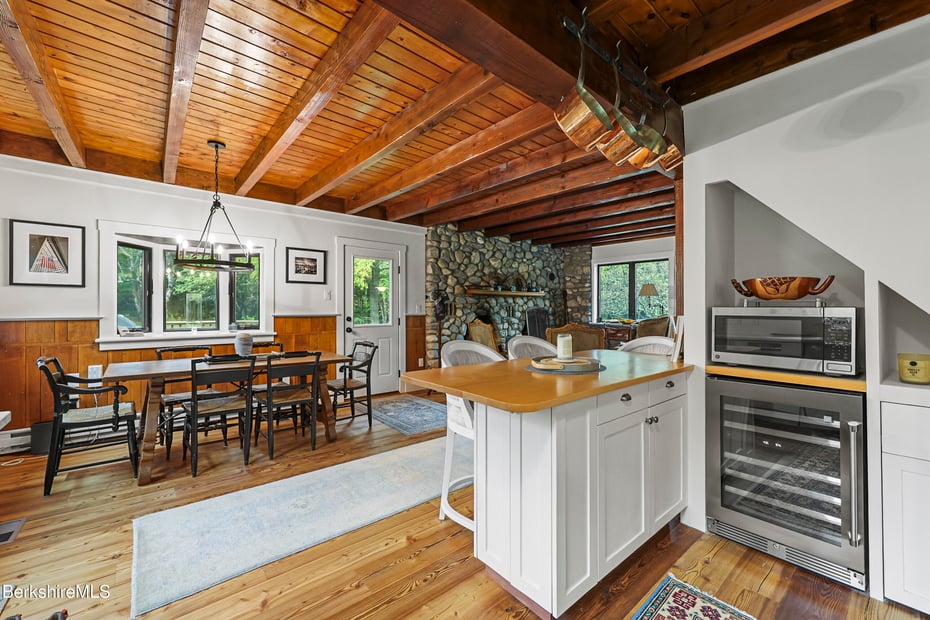 327 Chester Rd Photo 24