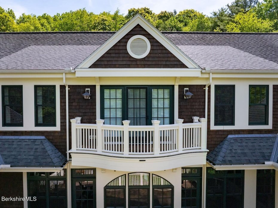 Alford Single Family Photo 22