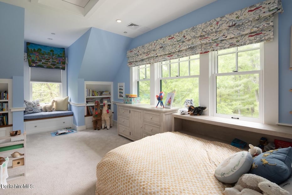 Alford Single Family Photo 41