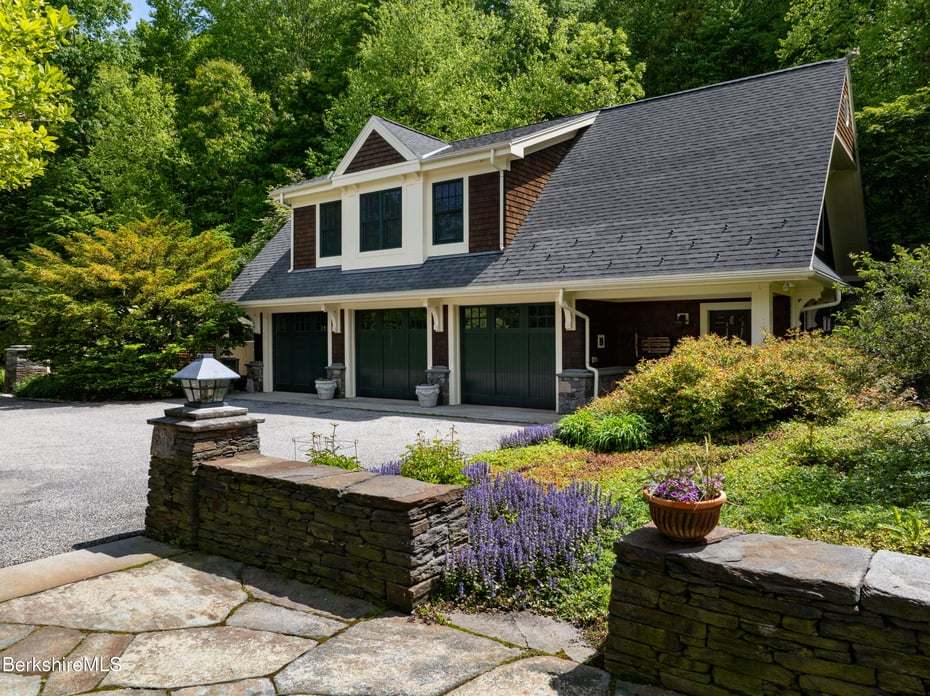 Alford Single Family Photo 5