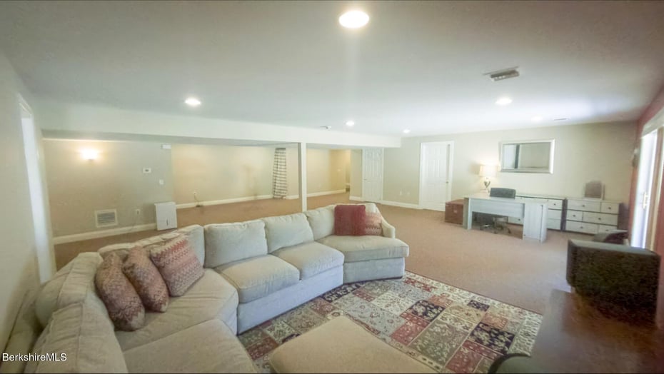 185 Pine Cone Ln Photo 25