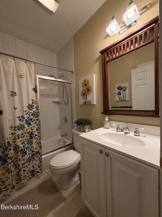 185 Pine Cone Ln Photo 16