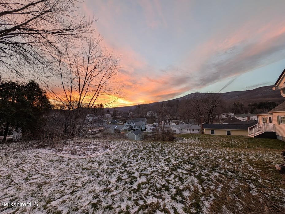 5 Mckinley St Photo 34