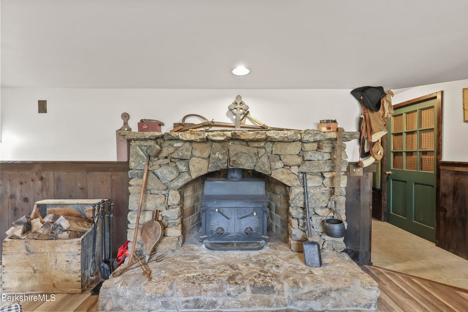 490 Kirchner Rd Photo 27