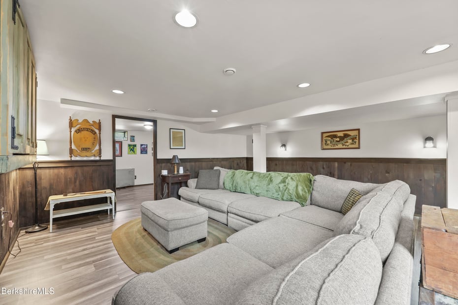 490 Kirchner Rd Photo 28