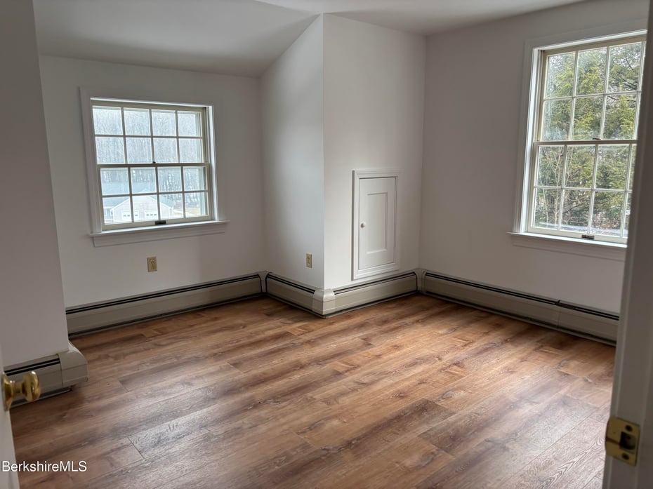 159 Simmons Rd Photo 16