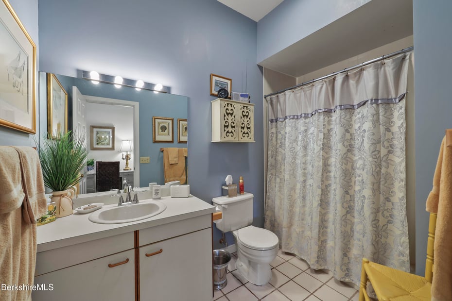 770 Summer St  #3A Photo 21