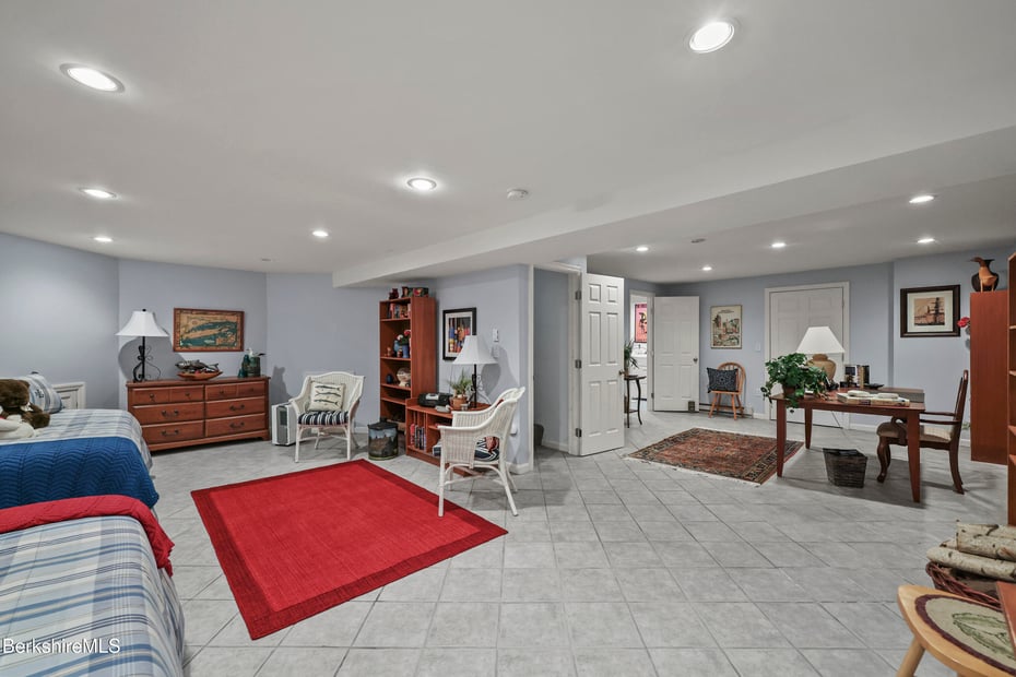 770 Summer St  #3A Photo 29