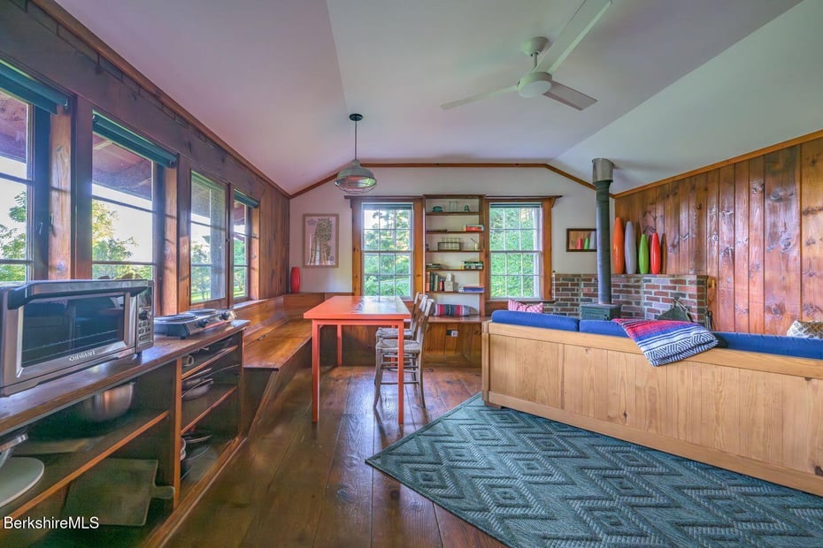 651 Hayes Hill Rd Photo 58