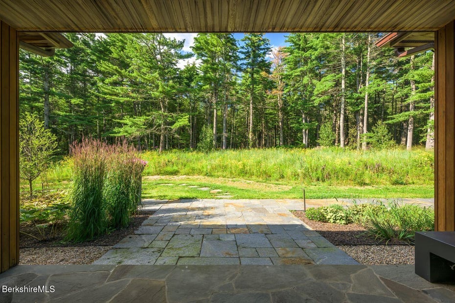 651 Hayes Hill Rd Photo 18