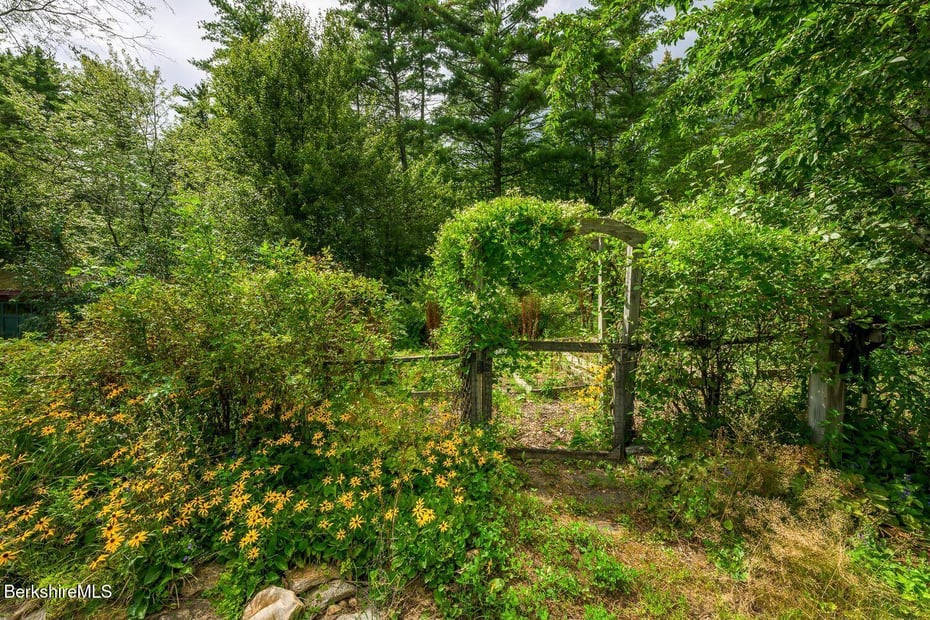 651 Hayes Hill Rd Photo 66