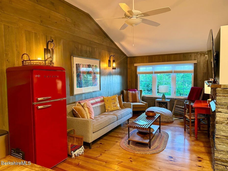 651 Hayes Hill Rd Photo 47