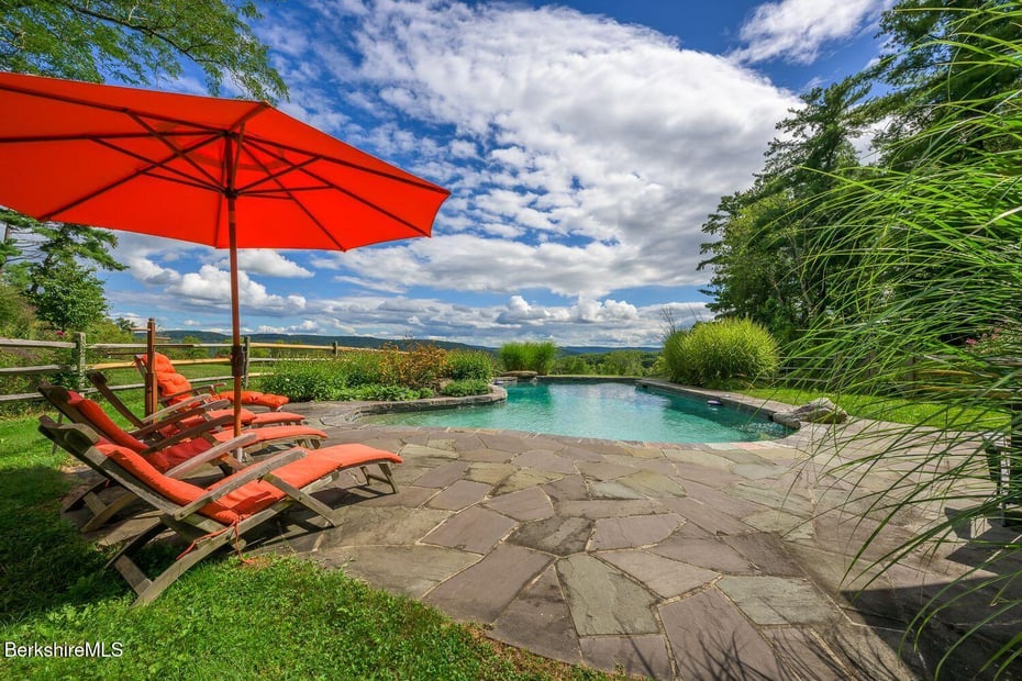 651 Hayes Hill Rd Photo 11