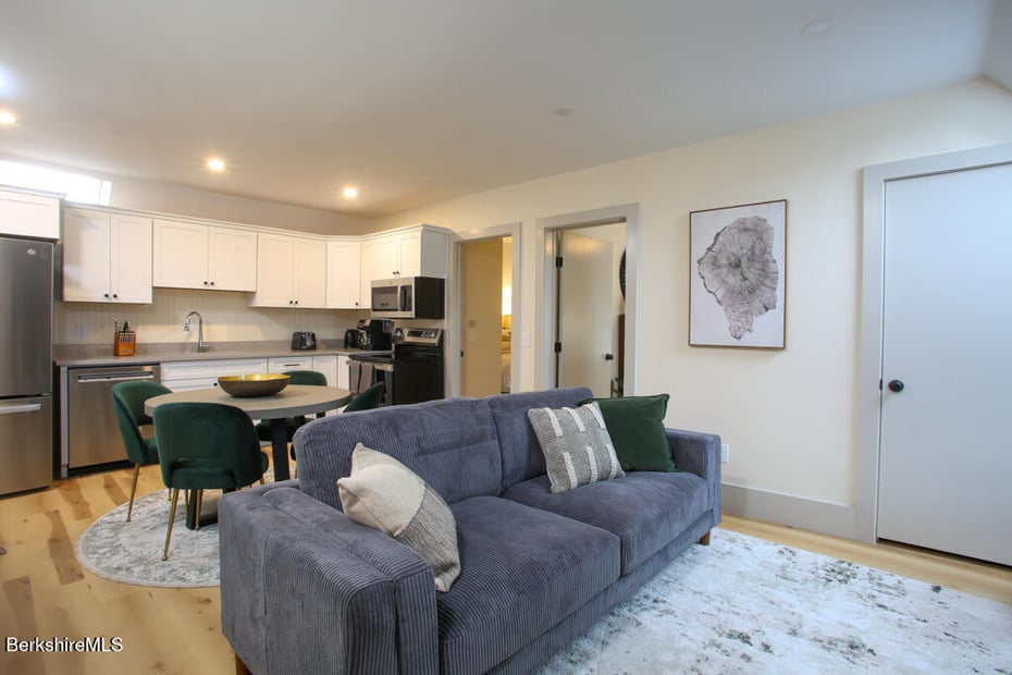 44 Main St  #3 Photo 1