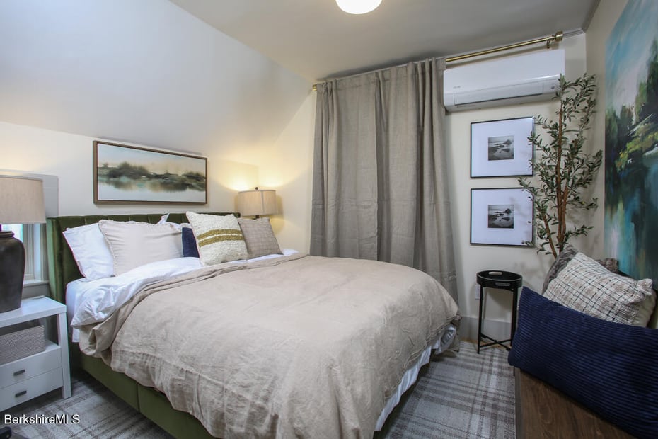 44 Main St  #3 Photo 7