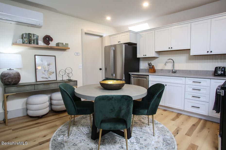 44 Main St  #3 Photo 5