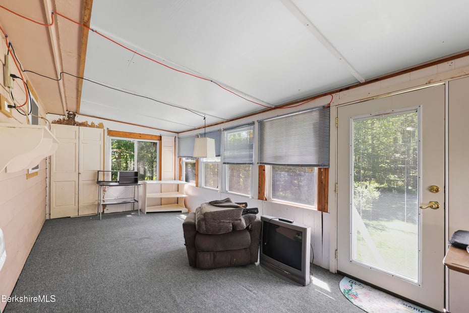 39 Fieldwood Dr Photo 13