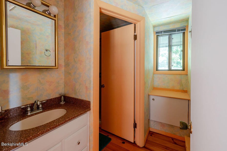 13 Hayes Pond Rd Photo 31