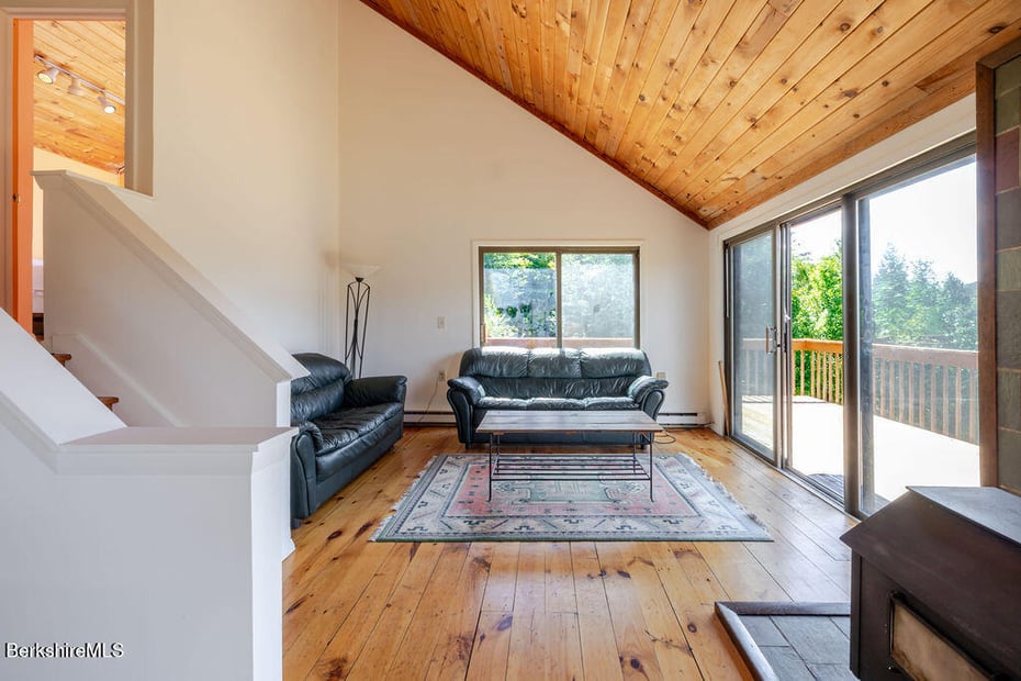 13 Hayes Pond Rd Photo 14