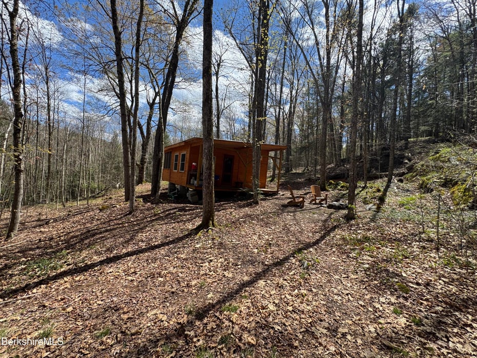 141 Stage Rd Photo 9