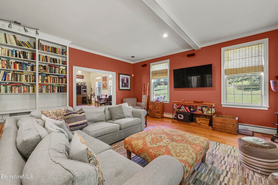 153 Gale Rd Photo 35