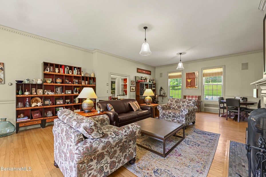 153 Gale Rd Photo 29