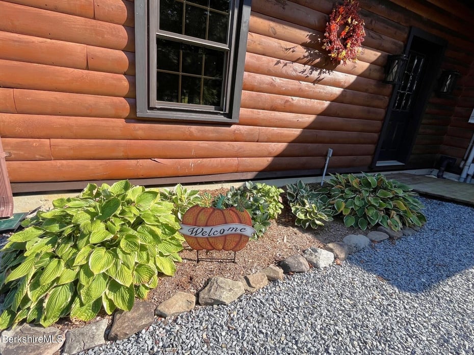 1020 Cascade St Photo 8