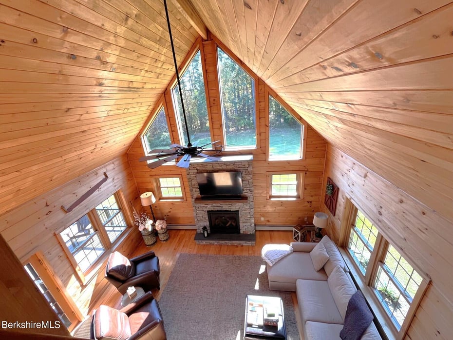 1020 Cascade St Photo 31