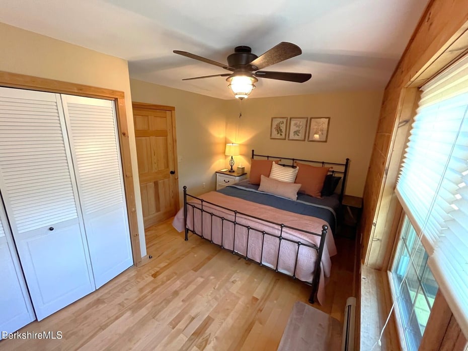 1020 Cascade St Photo 39