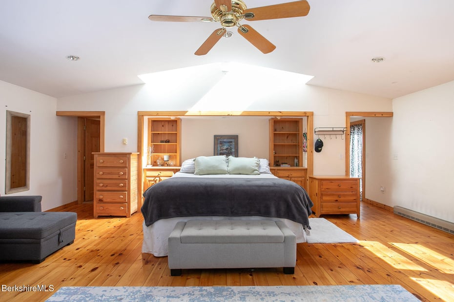 305 Shadow Ln Photo 11