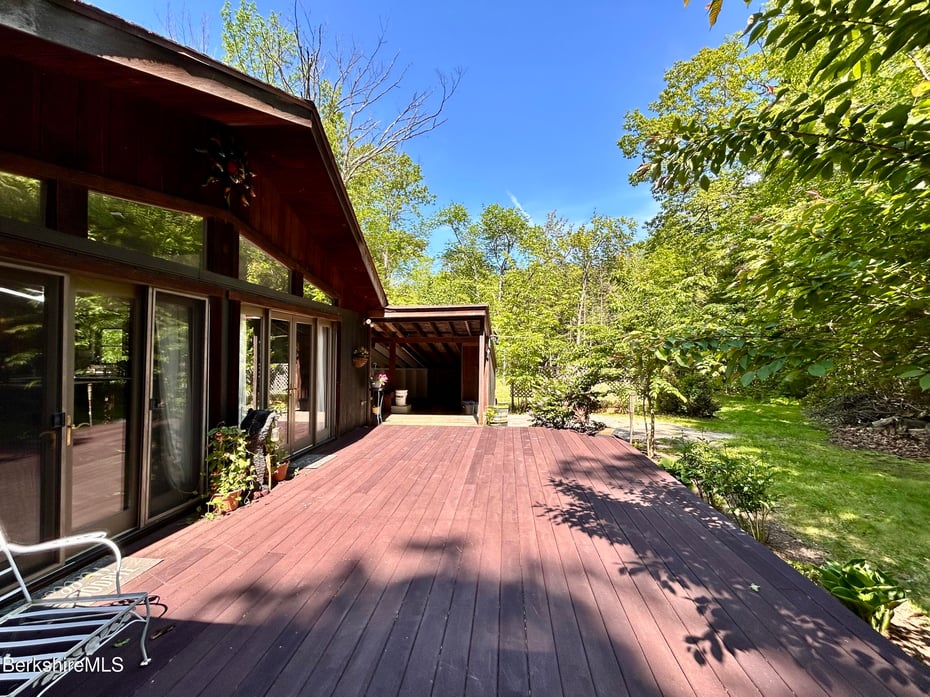 305 Shadow Ln Photo 27
