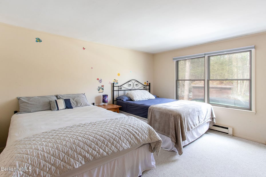 305 Shadow Ln Photo 15