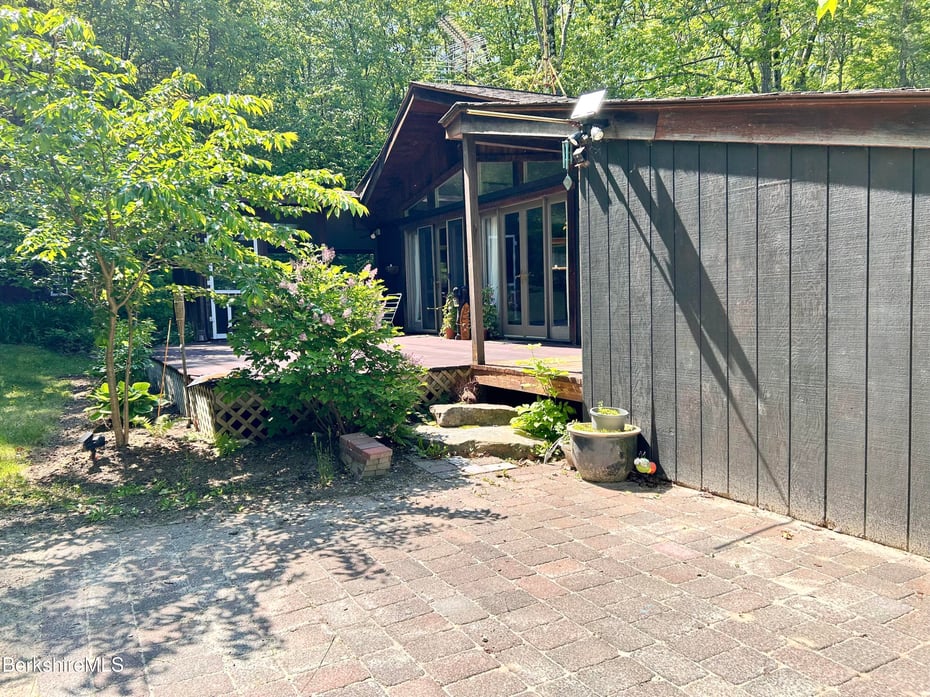 305 Shadow Ln Photo 30