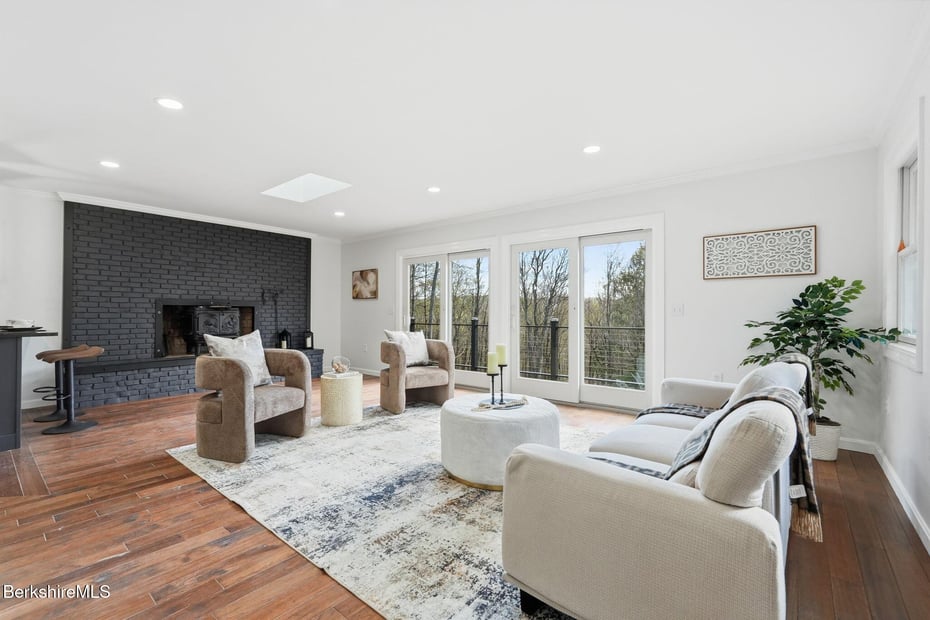 349 N Washington State Rd Photo 20