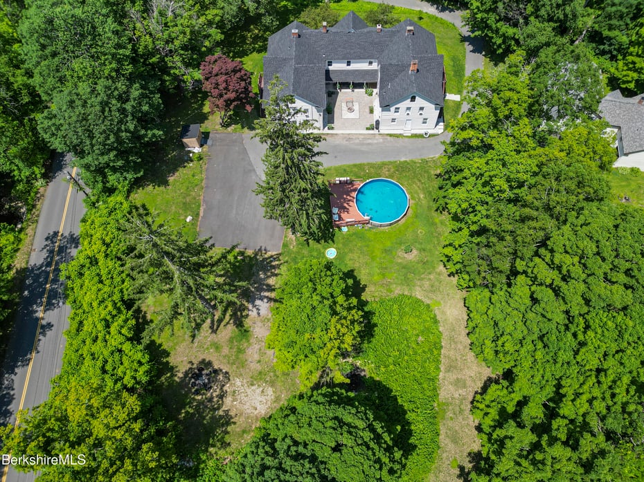 45 Forest St Photo 46