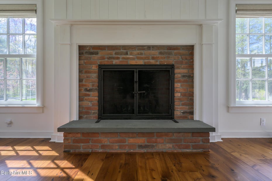 304 Hickey Hill Rd Photo 29
