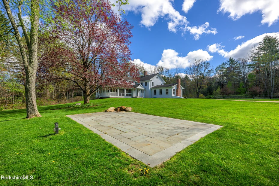 304 Hickey Hill Rd Photo 46