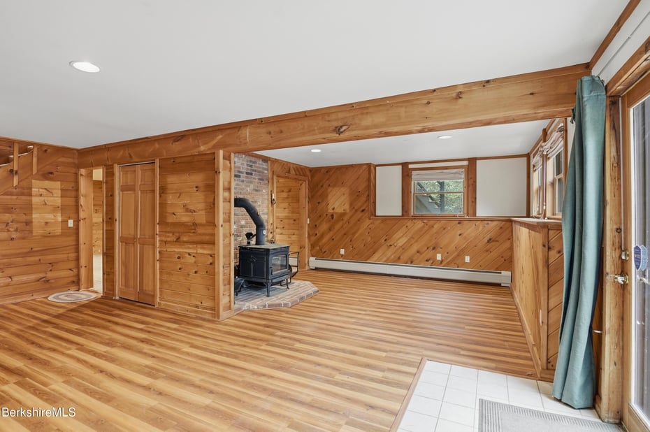 135 Mallard Dr Photo 35