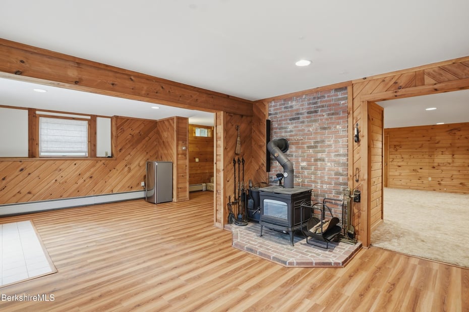 135 Mallard Dr Photo 37