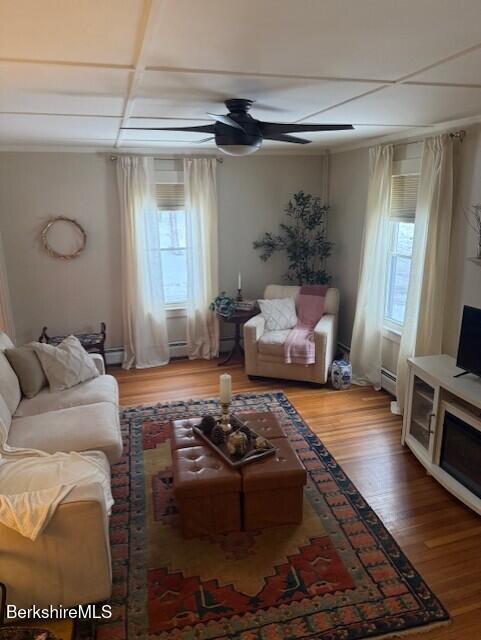 77 Carson Ave Photo 10