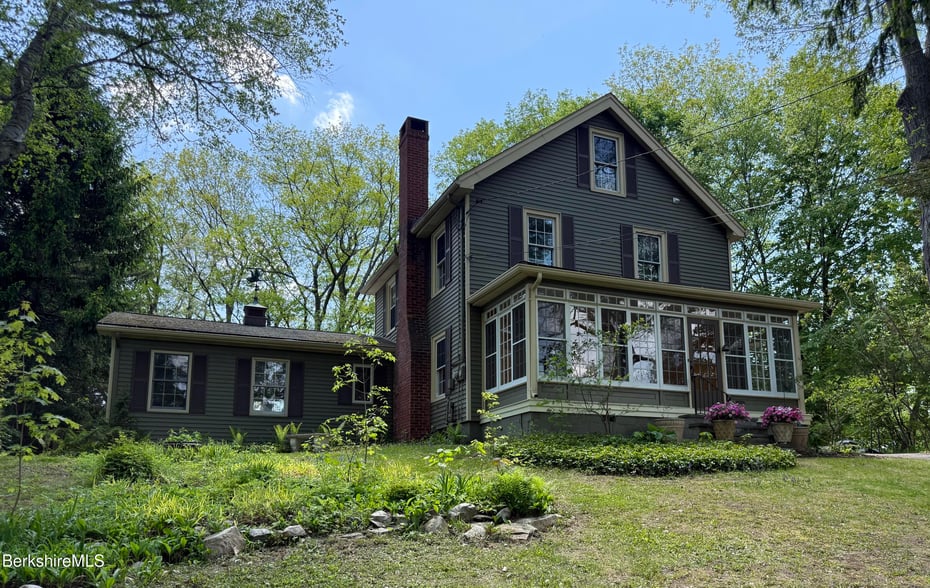 6 Beacon Hill Photo 53