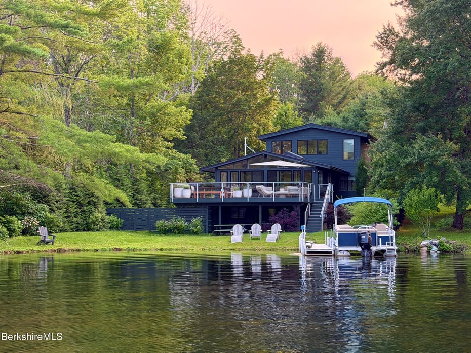 19 Buckingham Ln Photo 1